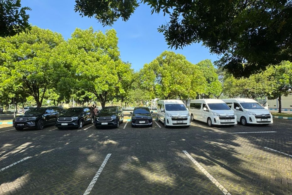 Alasan Sewa Mobil Dinas