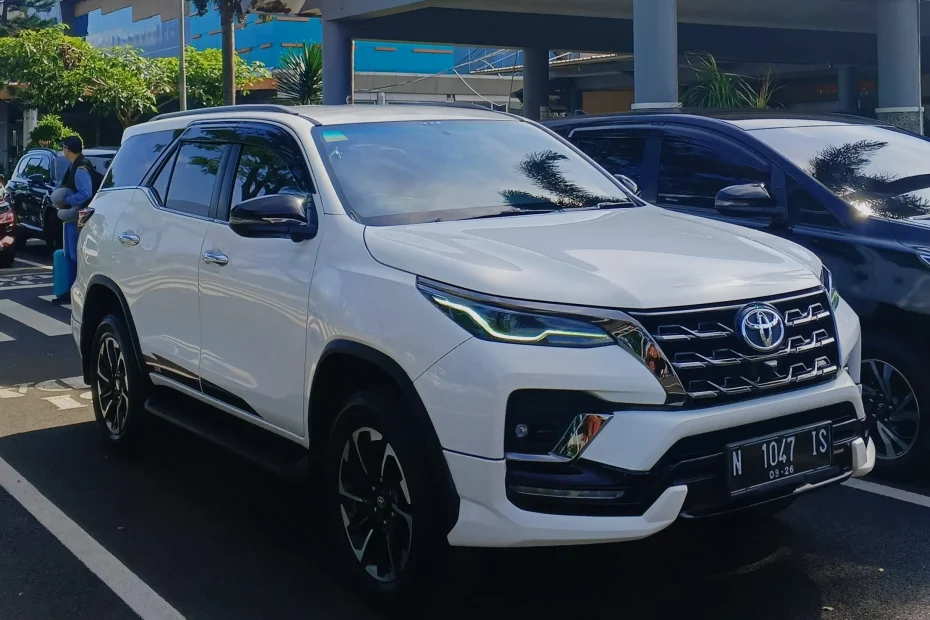 Harga Sewa Fortuner