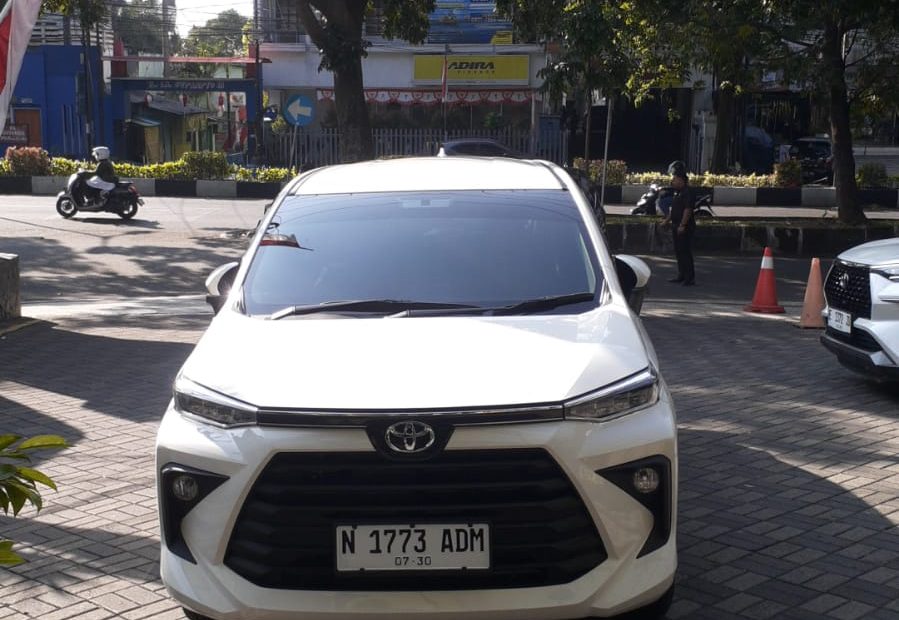 Sewa Avanza Malang - Surabaya
