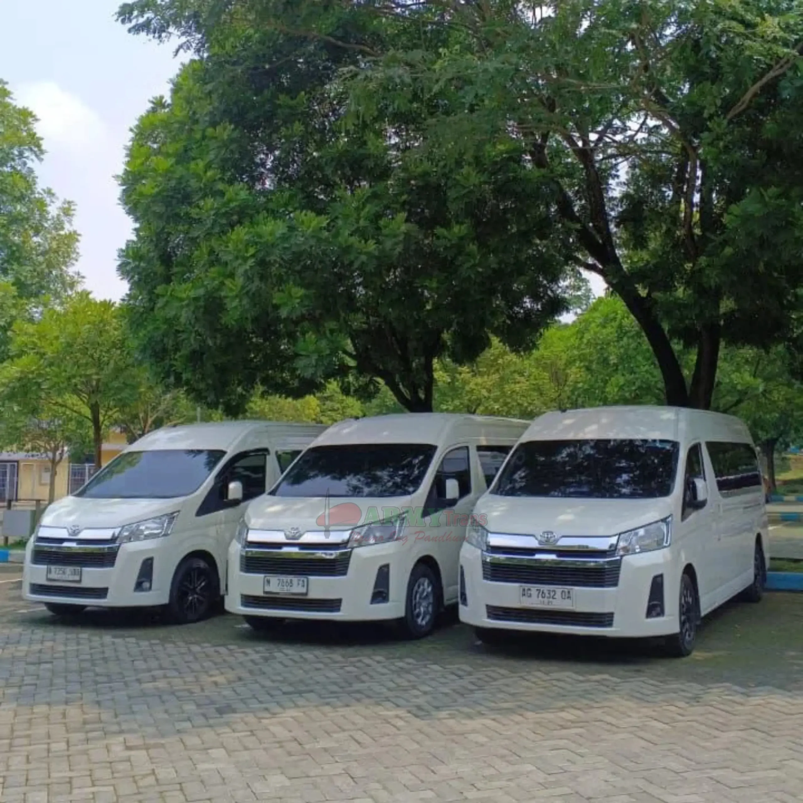 Kapasitas Penumpang HiAce Premio