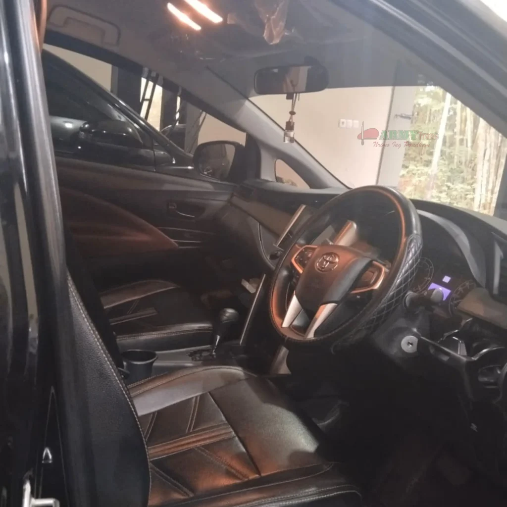 Interior Innova Reborn