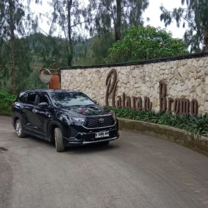 Sewa Zenix Hybrid Type V