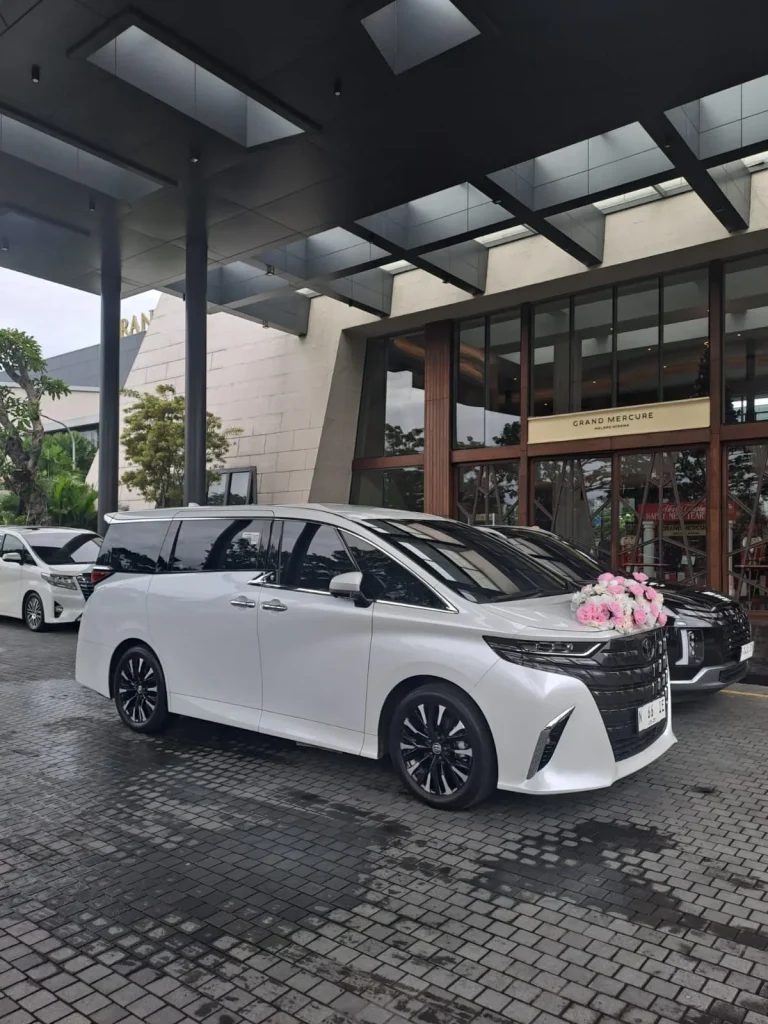 Rental Alphard untuk Wedding