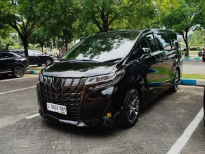 Sewa Alphard Facelift Malang