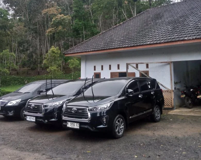 Sewa Mobil Stasiun Malang