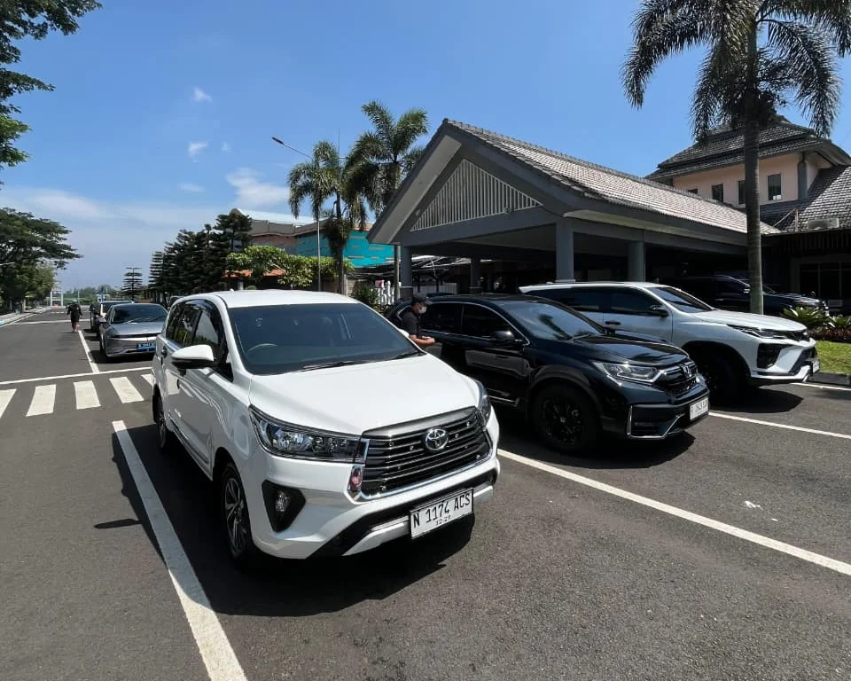 Sewa Mobil Stasiun Malang
