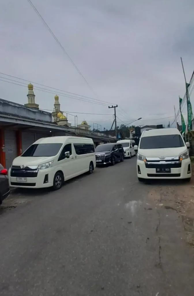 Perbedaan Sewa Mobil Sistem All-In vs Lepas Biaya