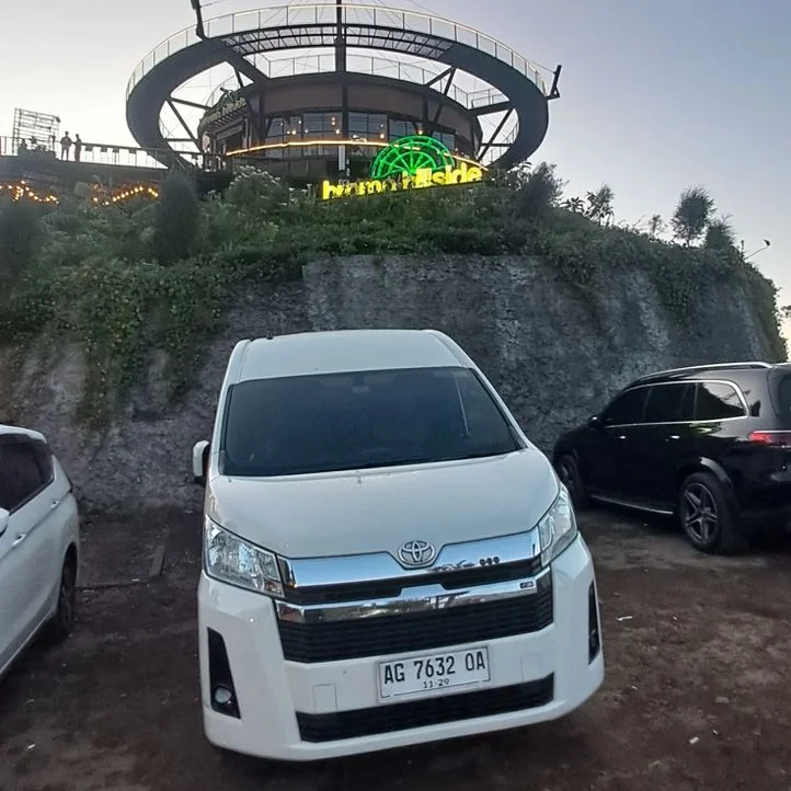 Sewa Hiace ke Hillside Bromo