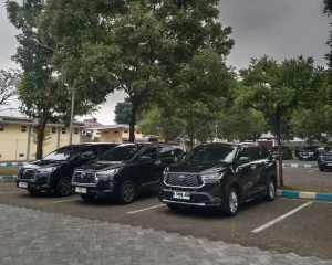 Perbedaan Innova Reborn dan Innova Zenix