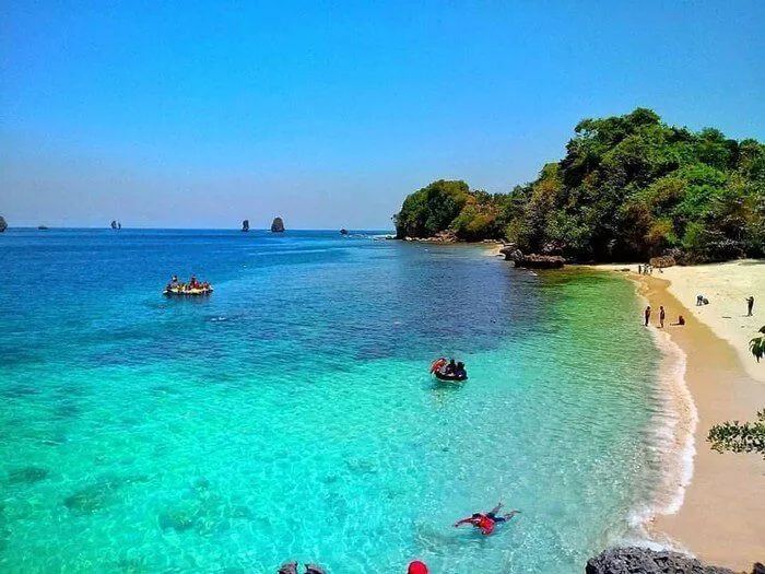 Wisata Pantai Malang Selatan