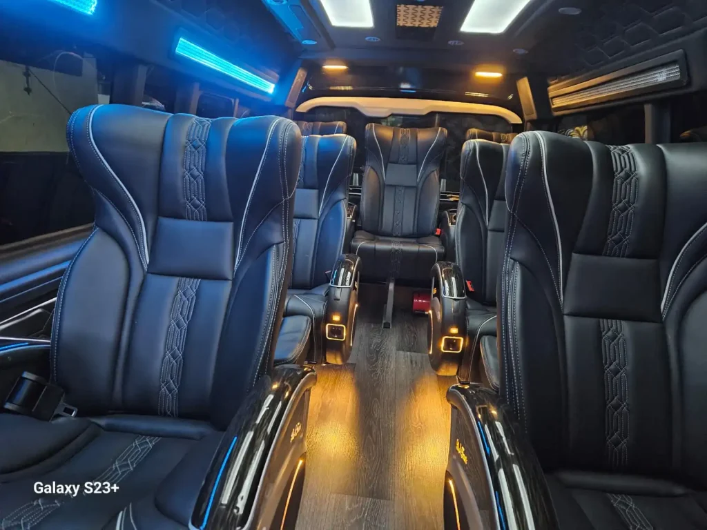 Sewa Hiace Luxury Malang Surabaya