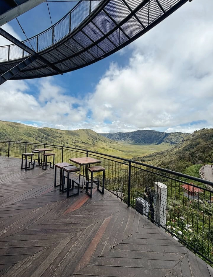 Wisata Hillside Bromo