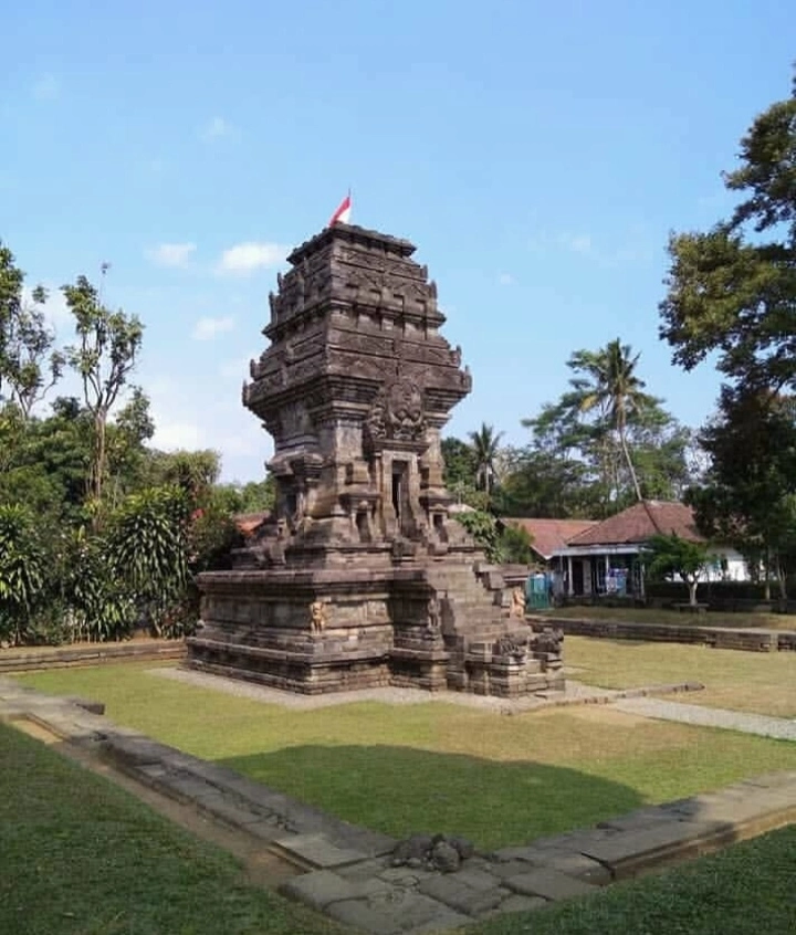 Wisata Candi di Malang