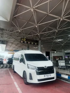 Sewa Hiace Bandara Juanda Surabaya ke Malang