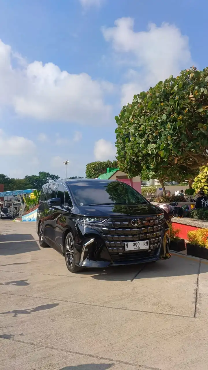 Sewa Alphard Terlalu Mahal?
