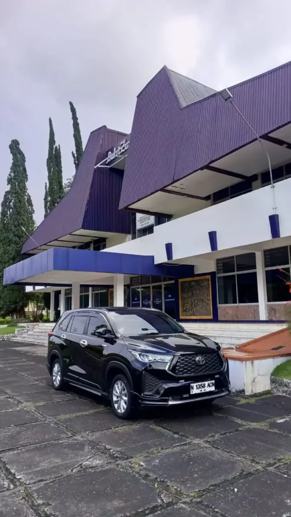 Kelebihan Sewa Mobil Hybrid