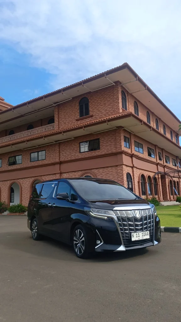 Sewa Alphard untuk Mobil Pengantin