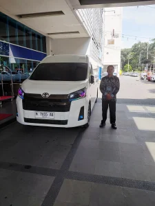 Etika Menyewa Mobil dengan Sopir