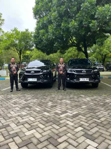 Sewa Fortuner untuk City Tour