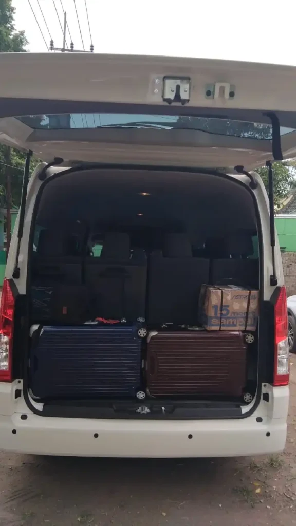 Kapasitas Bagasi Hiace Premio